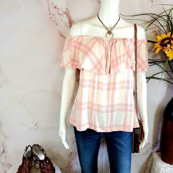 Anthropologie Sanctuary soft rayon knit cute top - Picture 3 of 9